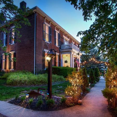 Maple Hill Manor Bed & Breakfast Springfield ภายนอก รูปภาพ
