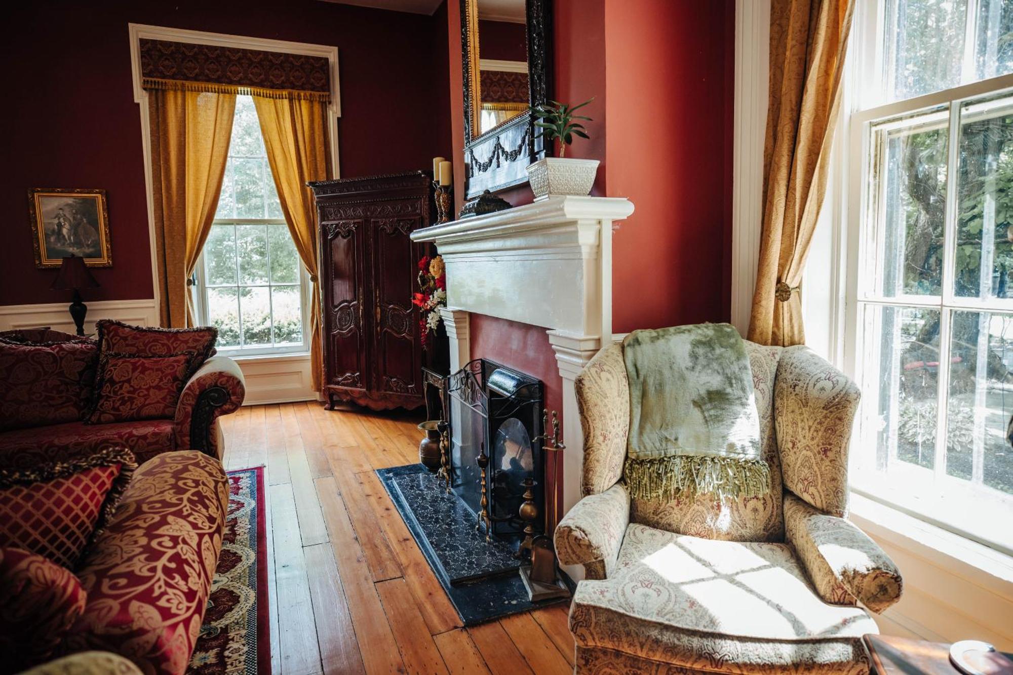 Maple Hill Manor Bed & Breakfast Springfield ภายนอก รูปภาพ
