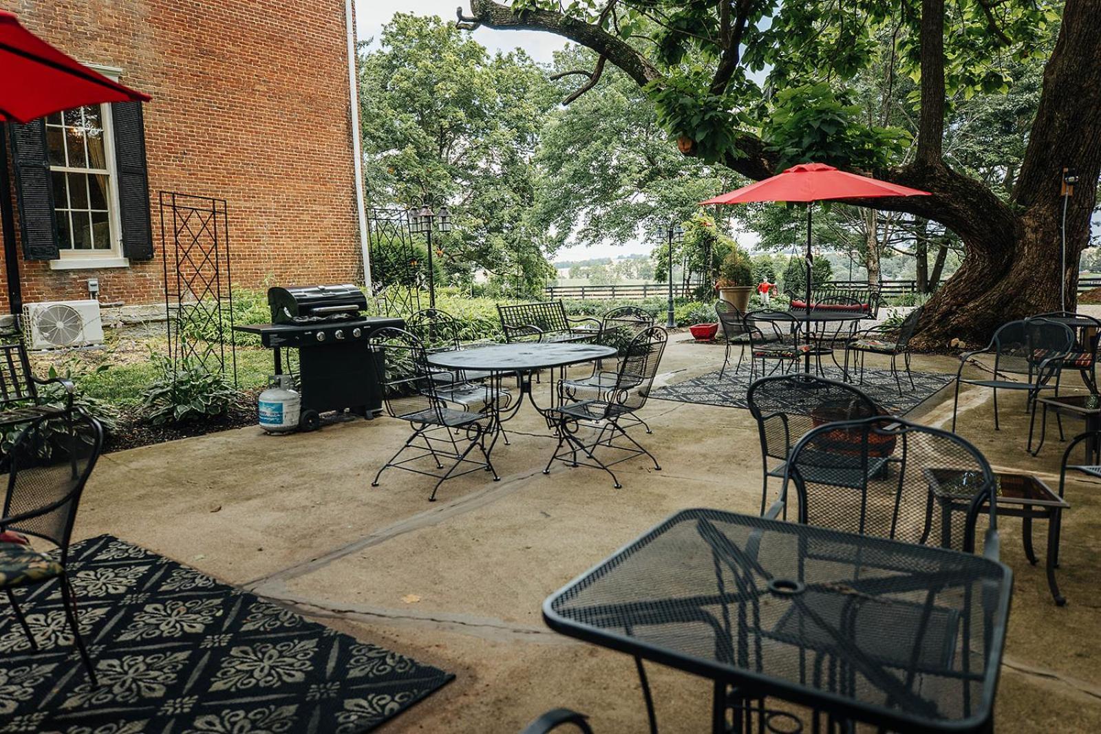 Maple Hill Manor Bed & Breakfast Springfield ภายนอก รูปภาพ