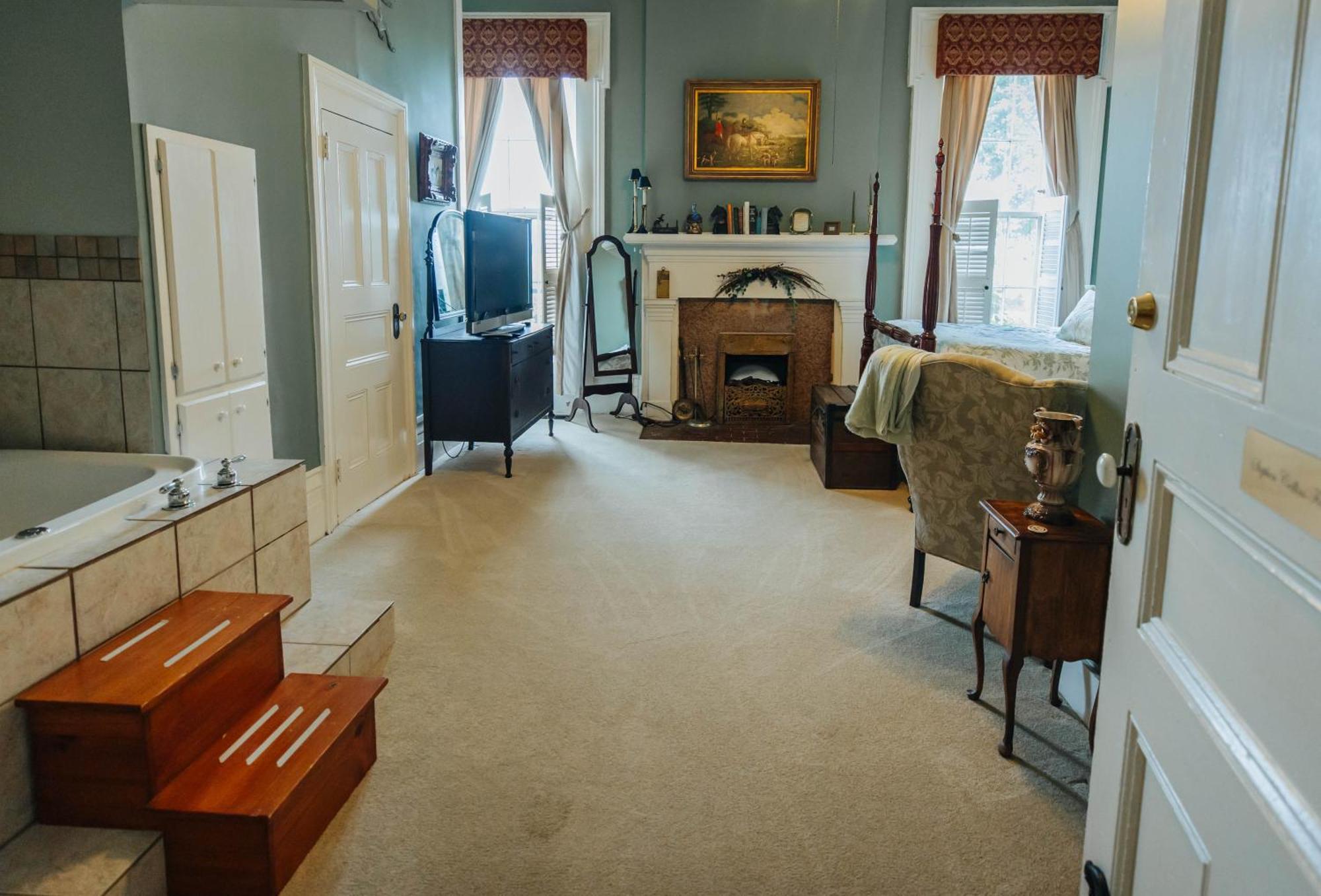 Maple Hill Manor Bed & Breakfast Springfield ภายนอก รูปภาพ
