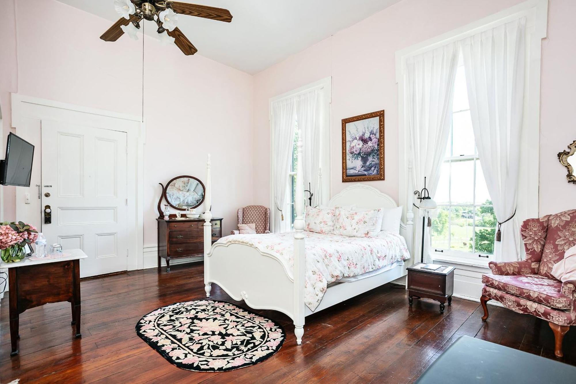 Maple Hill Manor Bed & Breakfast Springfield ภายนอก รูปภาพ