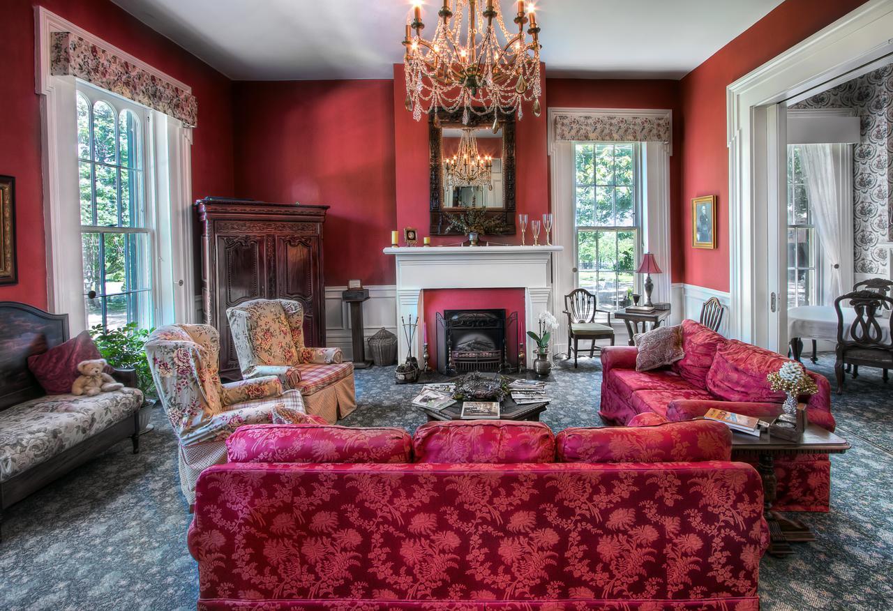Maple Hill Manor Bed & Breakfast Springfield ภายนอก รูปภาพ