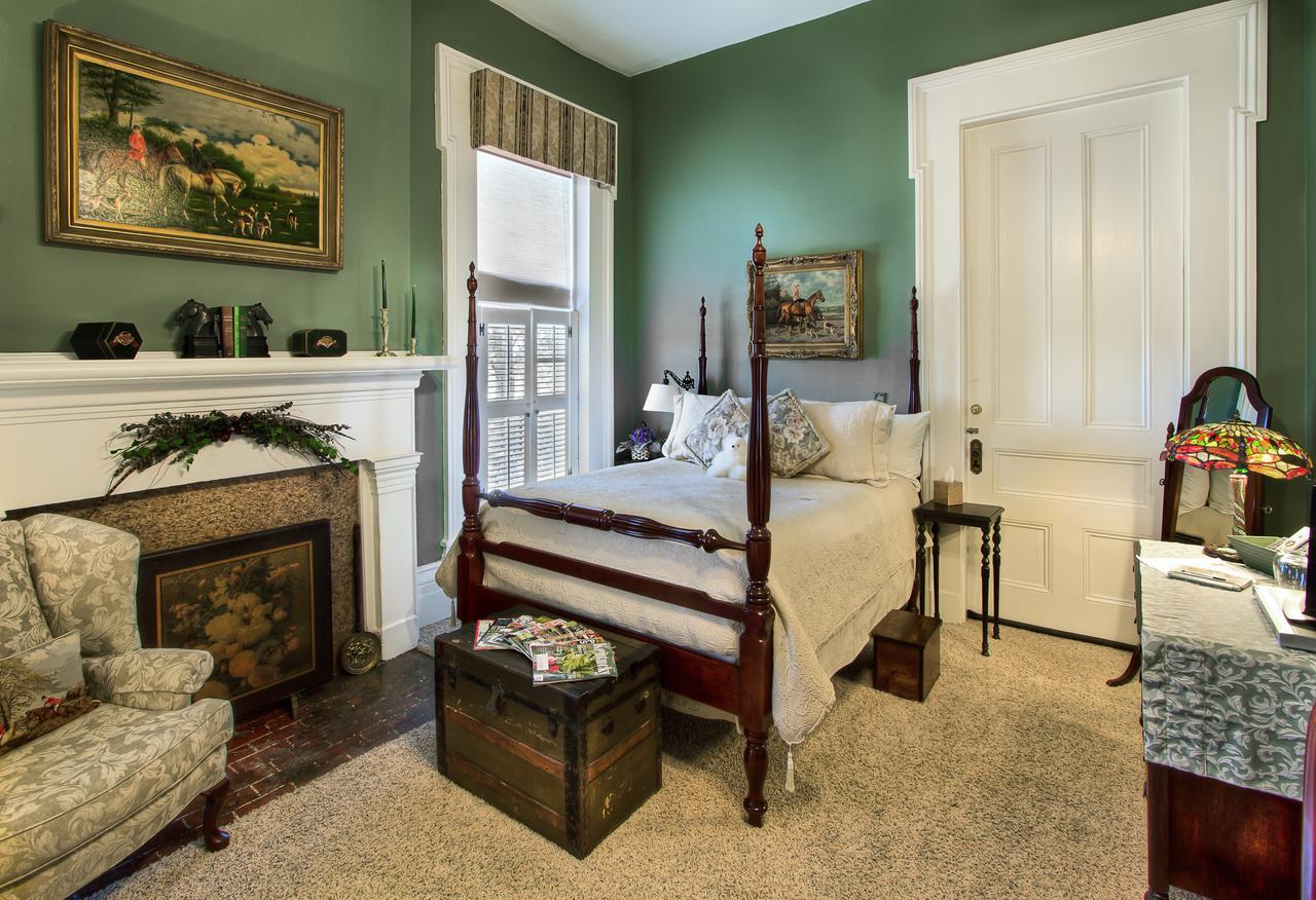 Maple Hill Manor Bed & Breakfast Springfield ภายนอก รูปภาพ