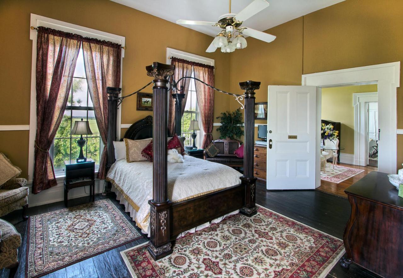 Maple Hill Manor Bed & Breakfast Springfield ภายนอก รูปภาพ