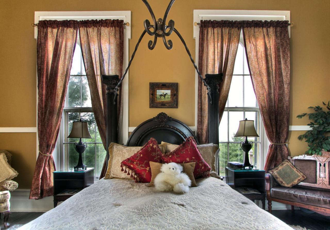 Maple Hill Manor Bed & Breakfast Springfield ภายนอก รูปภาพ