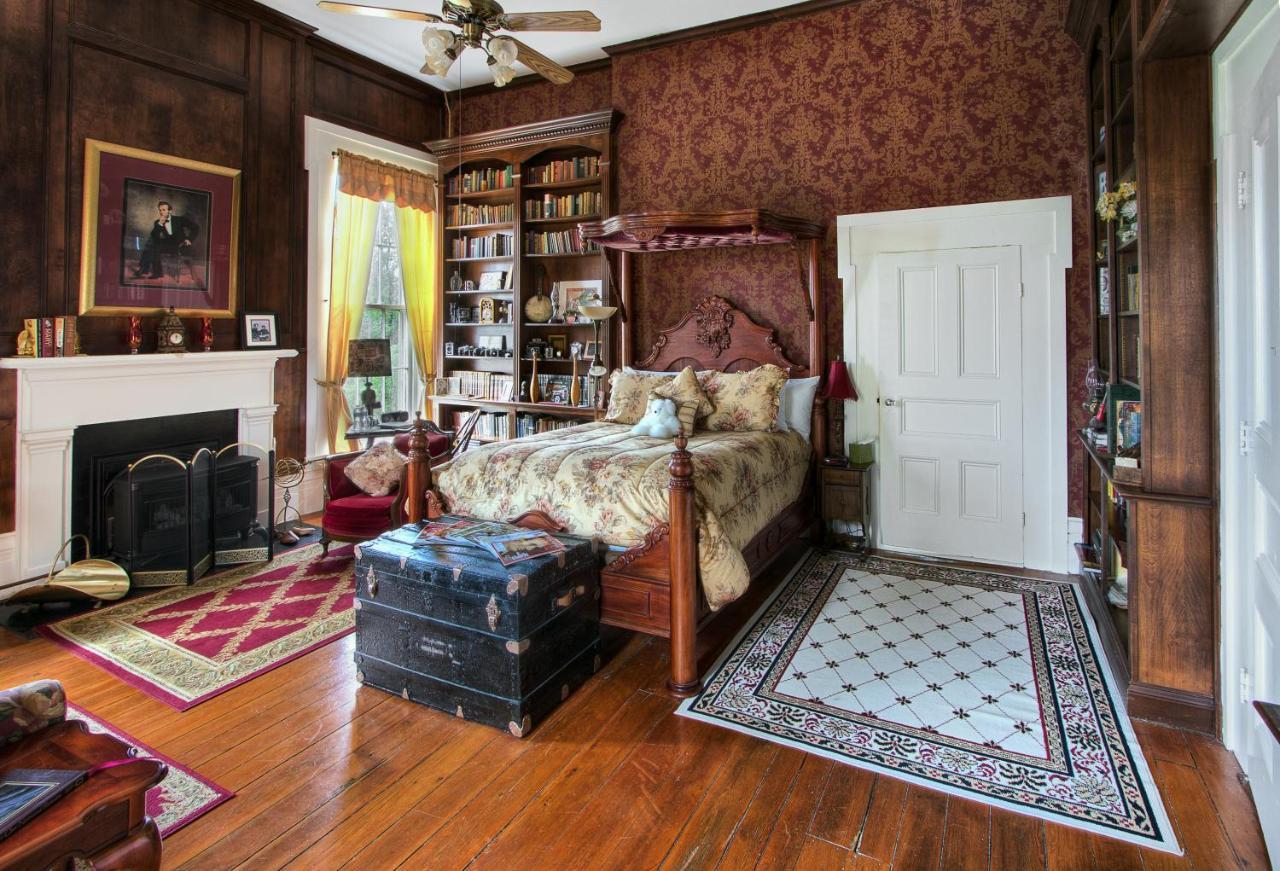 Maple Hill Manor Bed & Breakfast Springfield ภายนอก รูปภาพ