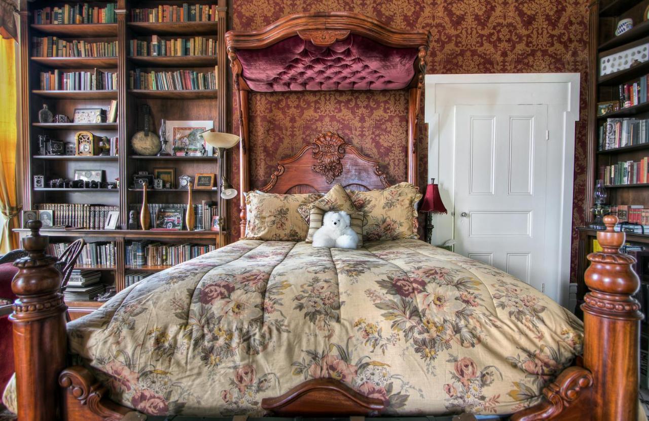 Maple Hill Manor Bed & Breakfast Springfield ภายนอก รูปภาพ
